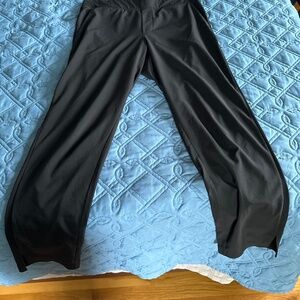 Athleta Brooklyn Ankle Pants, Black size 6